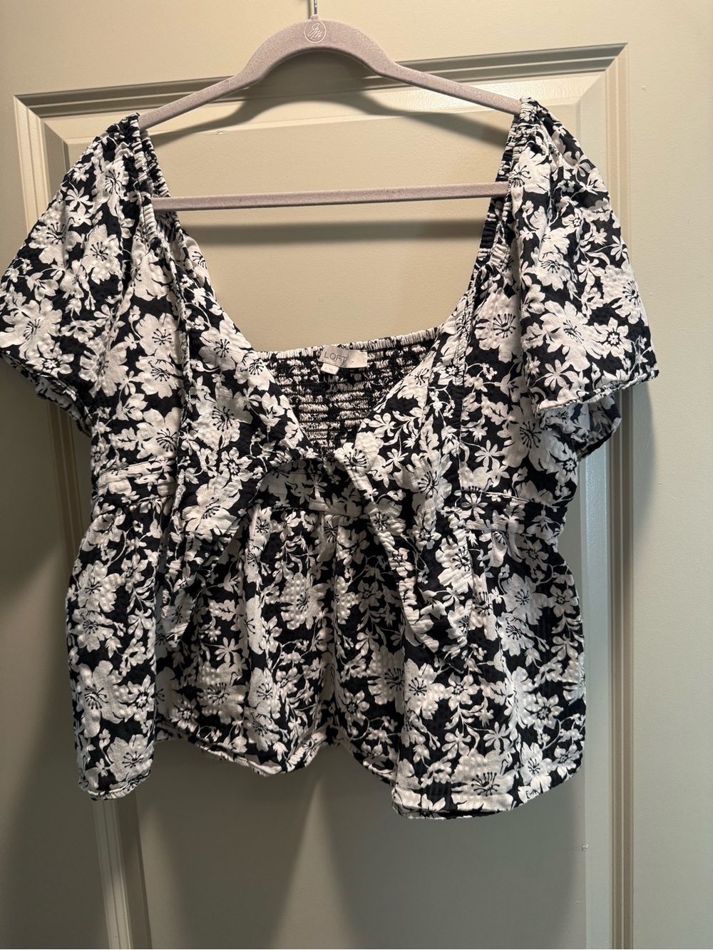 LOFT XL Black White Floral Tie Front Smocked Peplum Top
